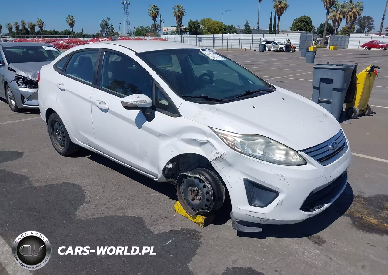 2013 Ford Fiesta Se – zdjęcie 1 z 17