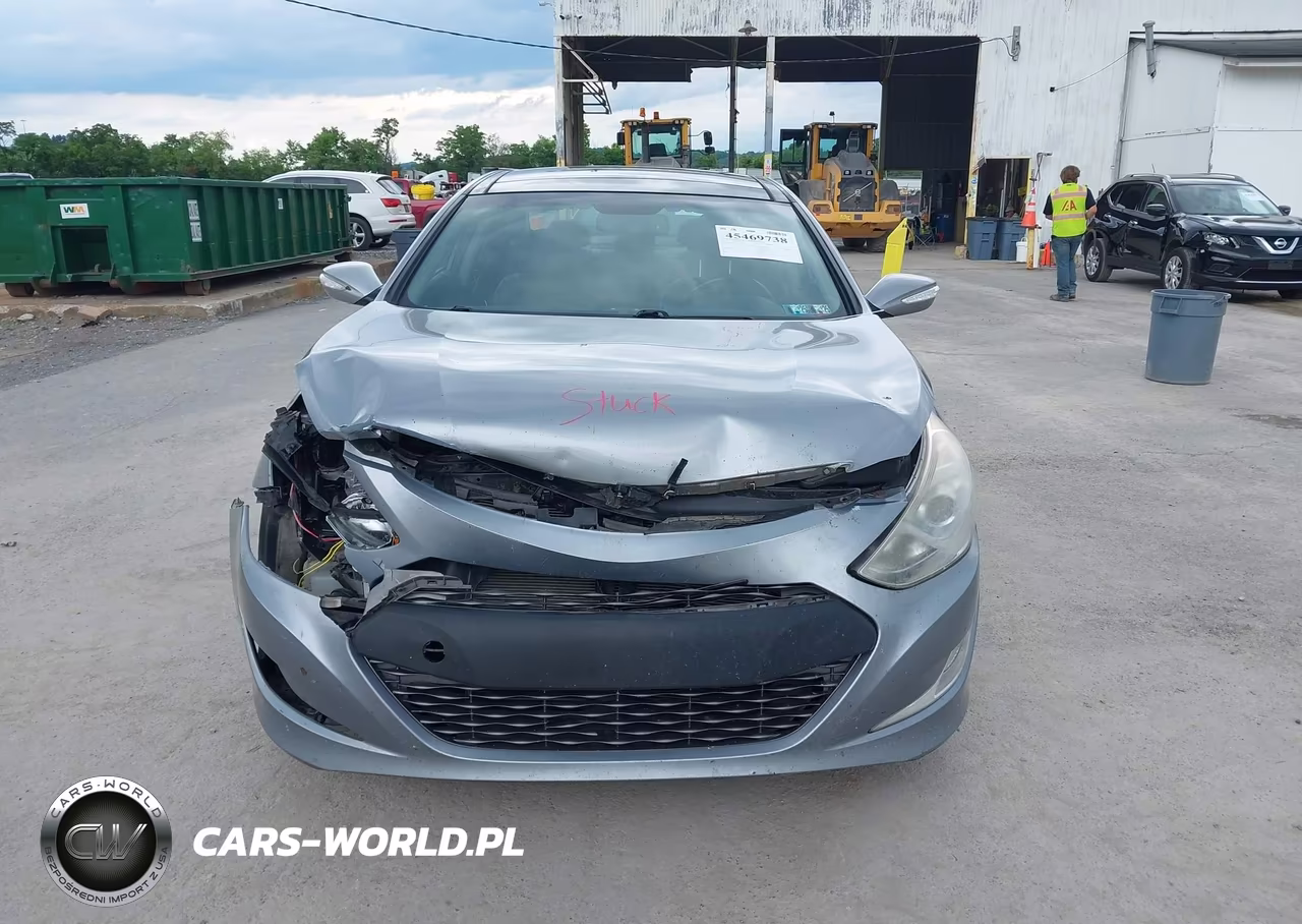 2015 Hyundai Sonata Hybrid Limited VIN:KMHEC4A45FA119067 - 12