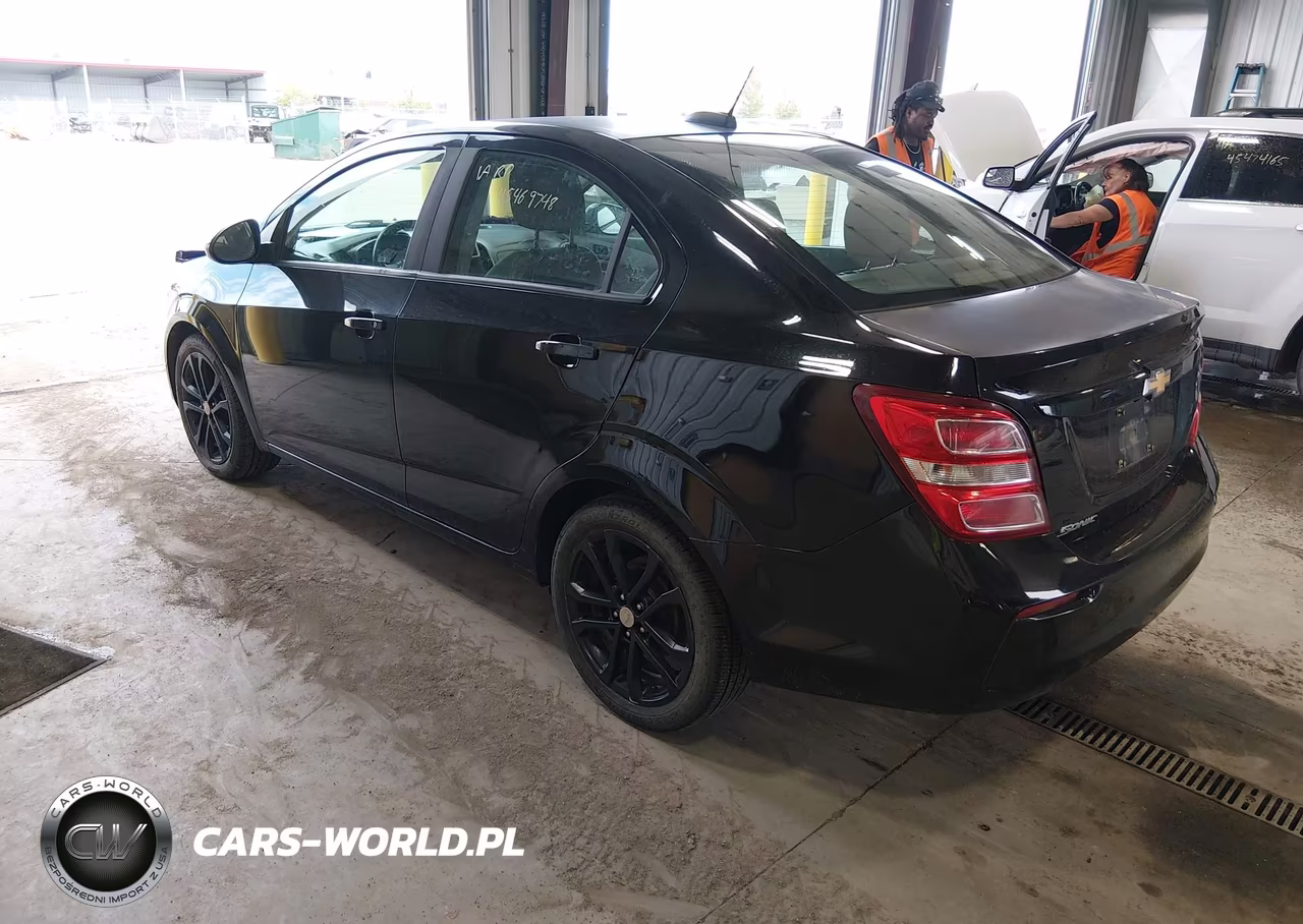 2018 Chevrolet Sonic Ls Auto VIN:1G1JB5SH6J4103201 - 3