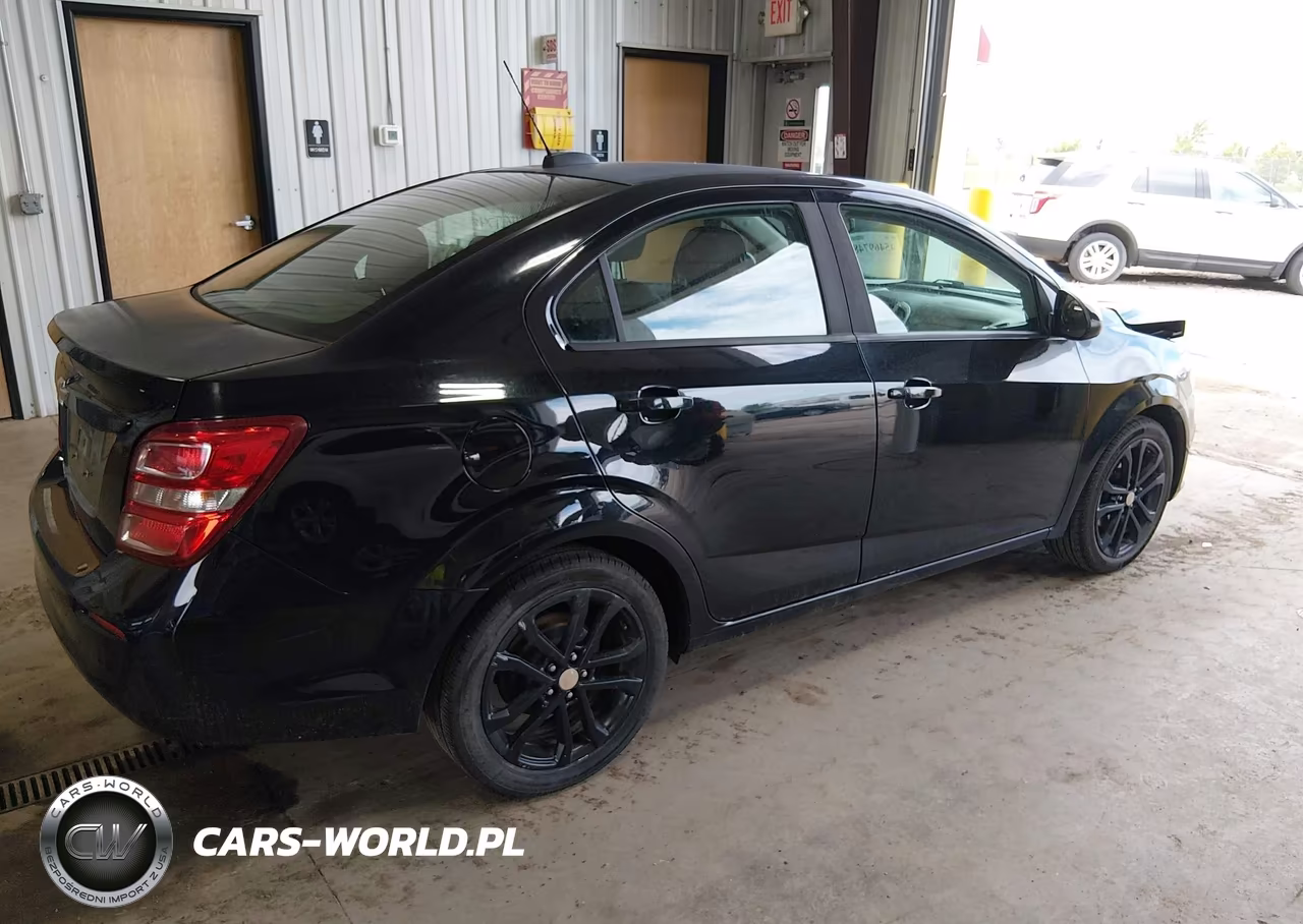2018 Chevrolet Sonic Ls Auto VIN:1G1JB5SH6J4103201 - 4