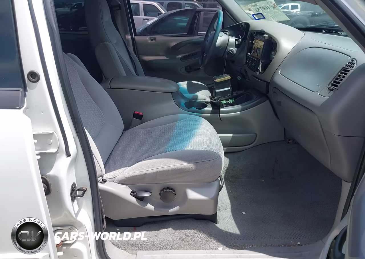 1998 Ford Expedition Eddie Bauer-Xlt VIN:1FMRU1769WLA49406 - 5