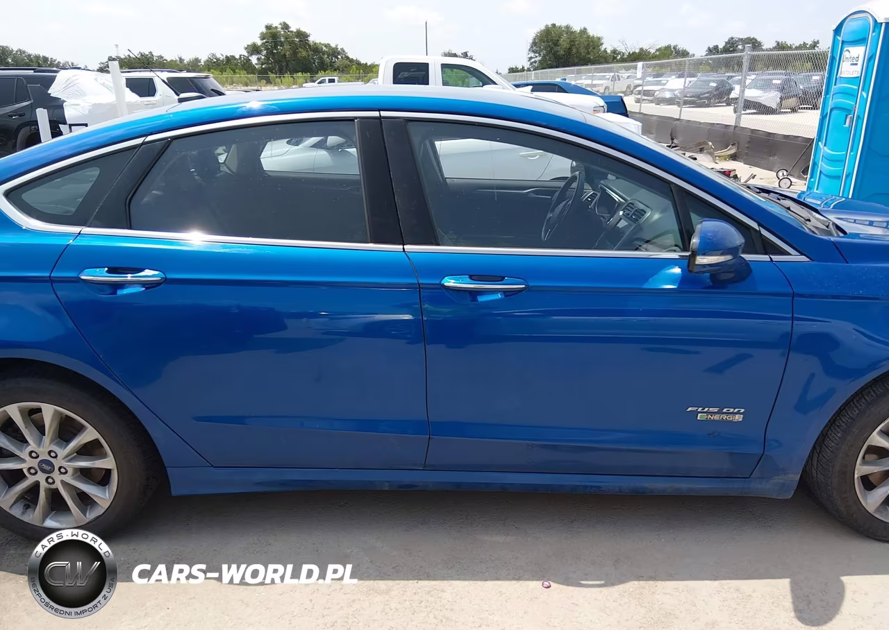 2017 Ford Fusion Energi Se Luxury VIN:3FA6P0PU3HR379933 - 13