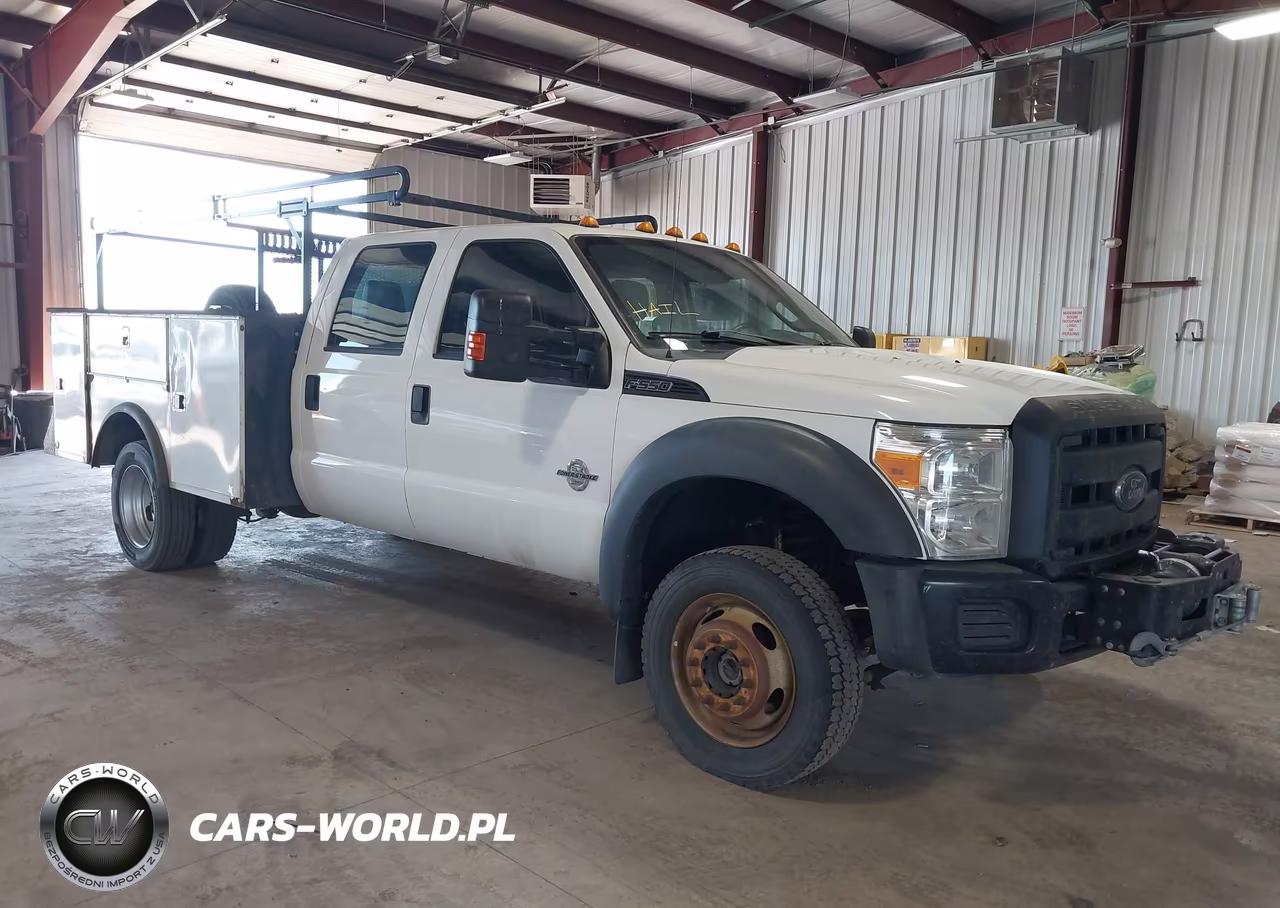 2015 Ford F-550 Chassis