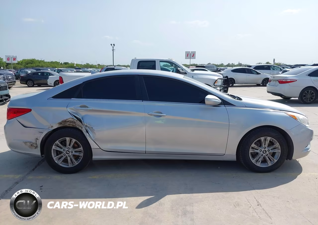 2013 Hyundai Sonata Gls VIN:5NPEB4AC8DH617378 - 13