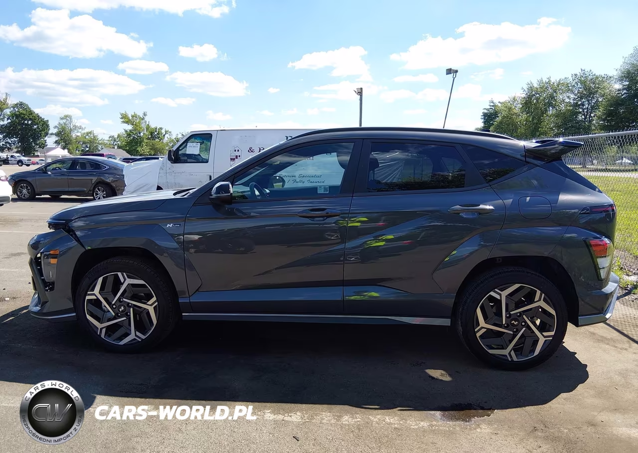 2025 Hyundai Kona N Line S VIN:KM8HBCA38SU192122 - 14