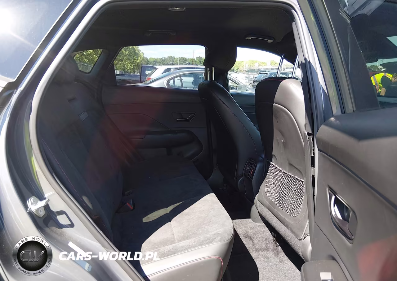 2025 Hyundai Kona N Line S VIN:KM8HBCA38SU192122 - 8
