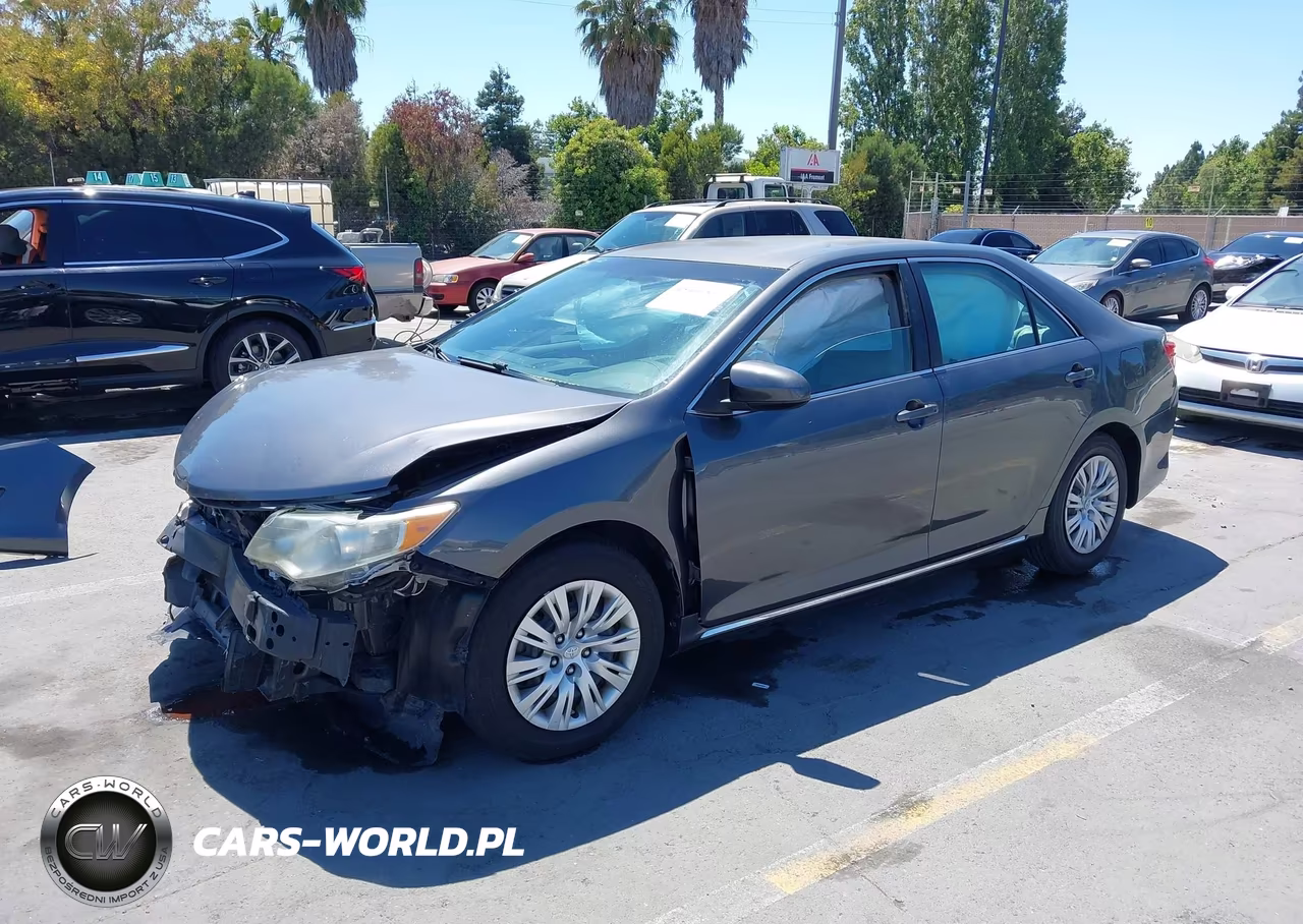 2014 Toyota Camry Le VIN:4T1BF1FK5EU401268 - 2