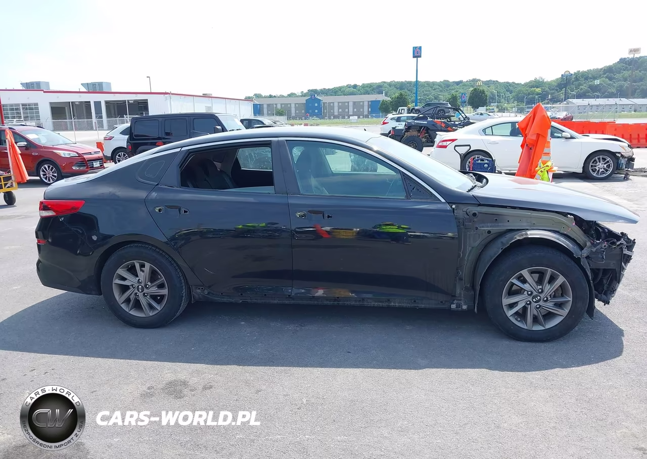 2020 Kia Optima Lx VIN:5XXGT4L32LG381906 - 14