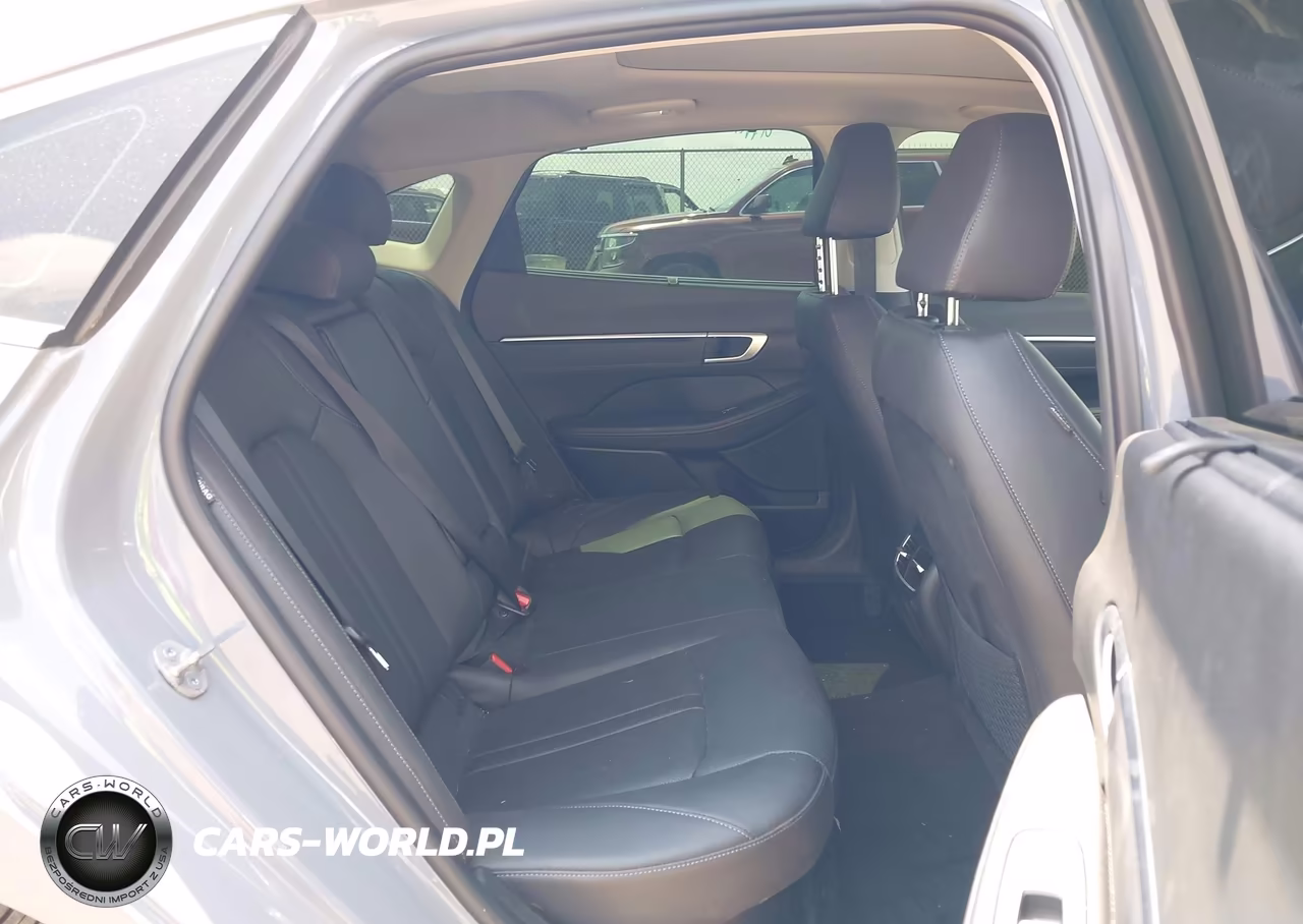 2025 Hyundai Sonata Hybrid Limited VIN:KMHL54JJ4SA122821 - 8