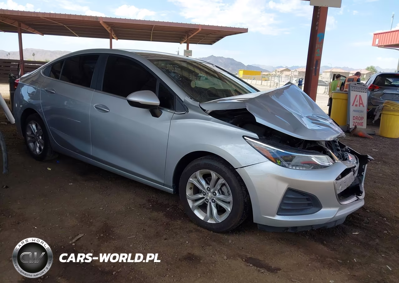 2019 Chevrolet Cruze Lt – zdjęcie 1 z 16