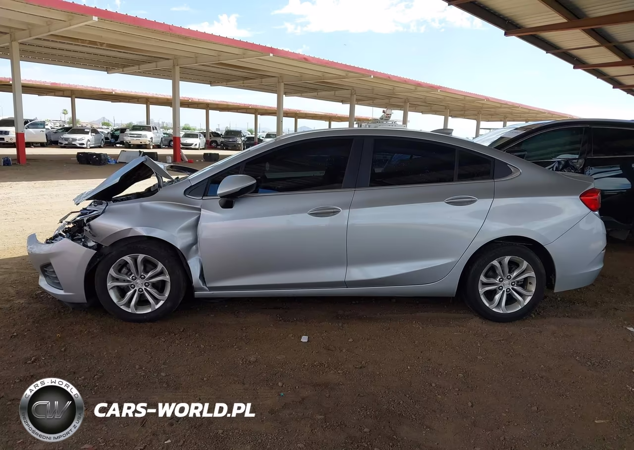 2019 Chevrolet Cruze Lt VIN:1G1BE5SM4K7115632 - 14