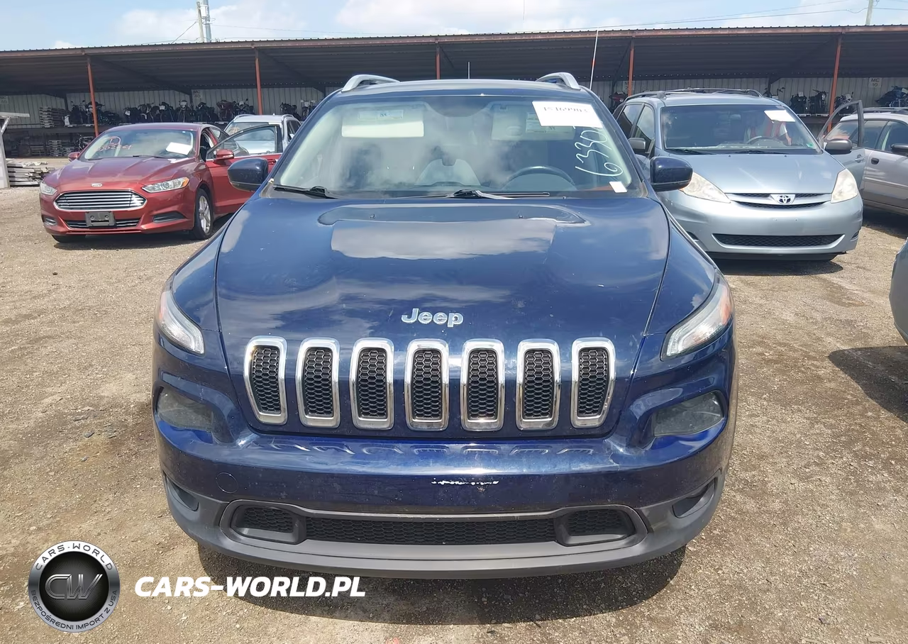 2015 Jeep Cherokee Latitude VIN:1C4PJMCS6FW633074 - 13