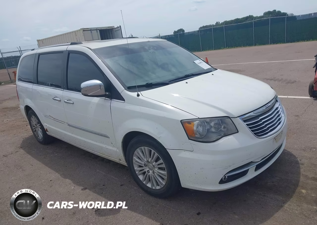 2012 Chrysler Town & Country Limited – zdjęcie 1 z 11