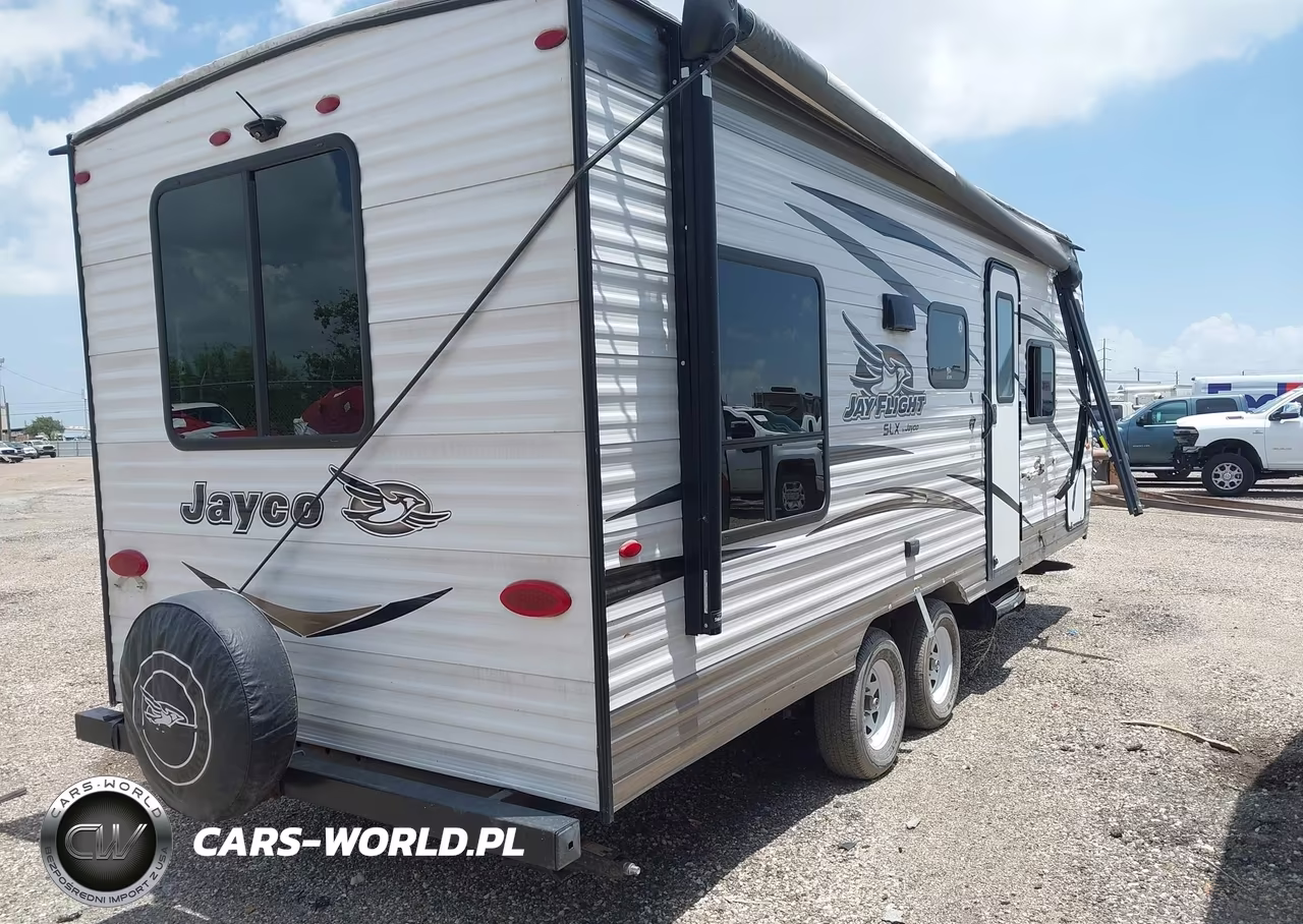 2018 Jayco Other VIN:1UJBJ0BL6J17Z0638 - 4
