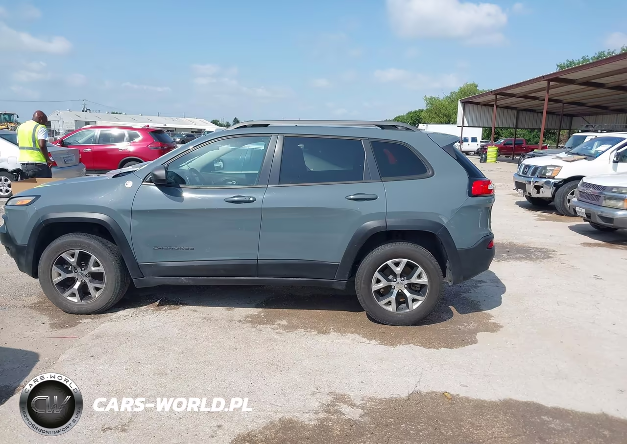 2014 Jeep Cherokee Trailhawk VIN:1C4PJMBS1EW275754 - 14