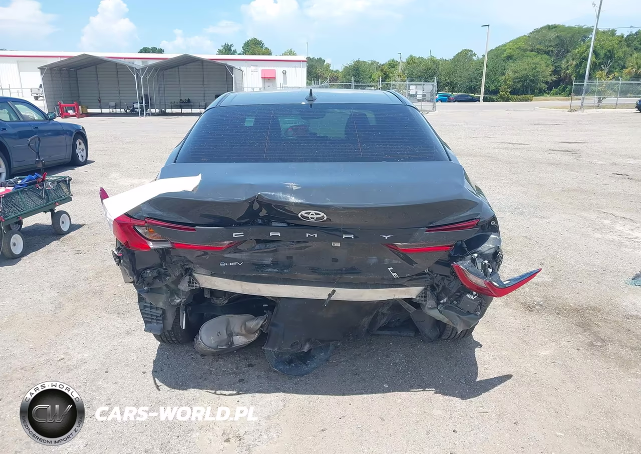 2026 Toyota Camry Le VIN:4T1DAACK6TU233729 - 16