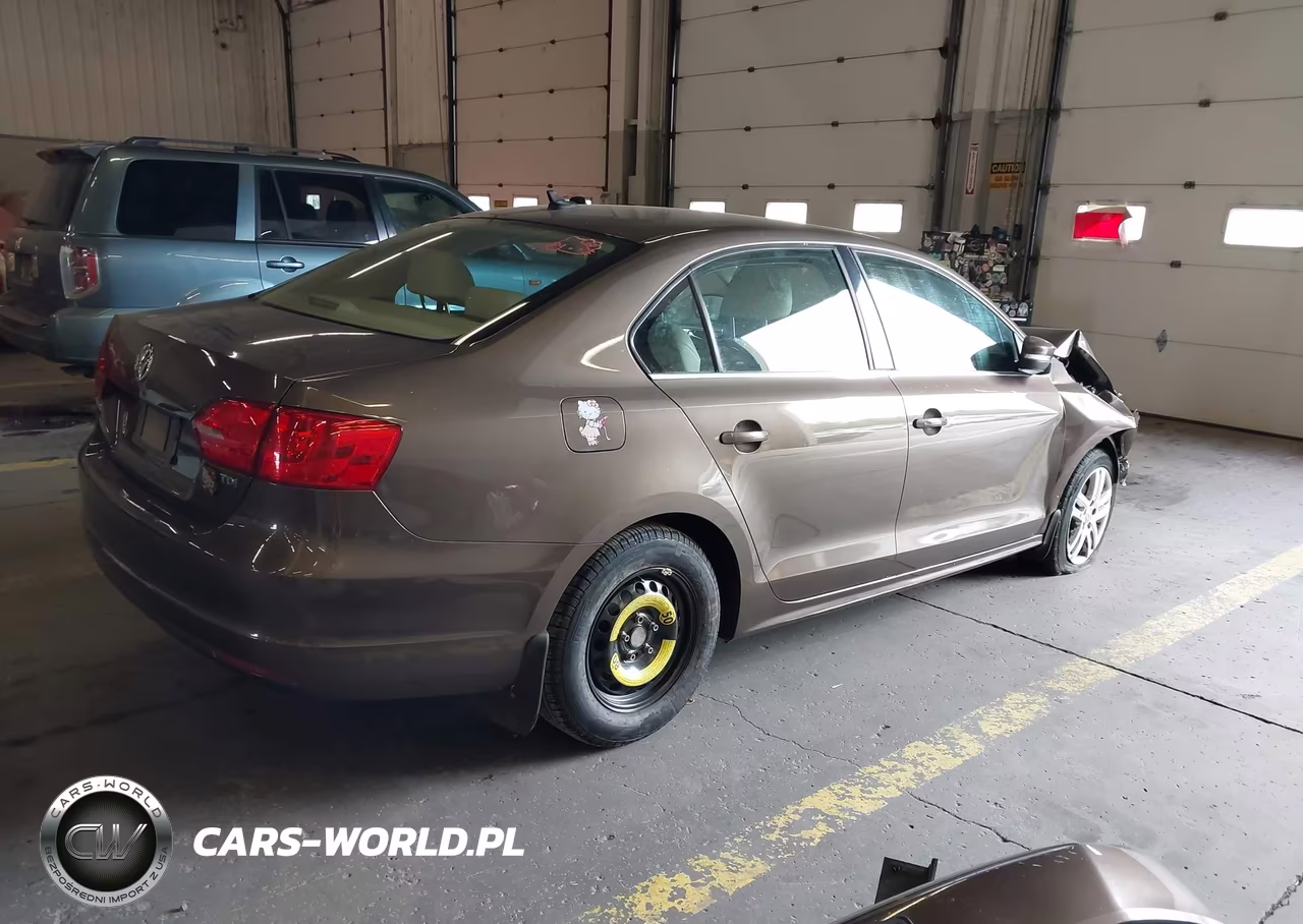 2013 Volkswagen Jetta 2.0L Tdi VIN:3VWLL7AJ8DM370357 - 4