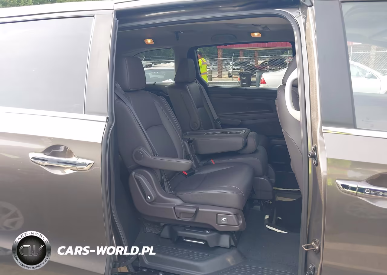 2022 Honda Odyssey Touring VIN:5FNRL6H82NB038446 - 8