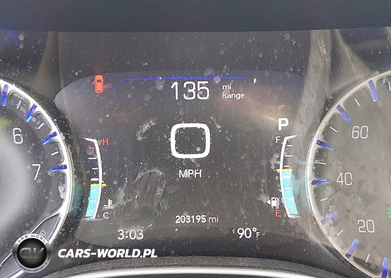 2017 Chrysler Pacifica Touring-L Plus VIN:2C4RC1EG1HR593525 - 15