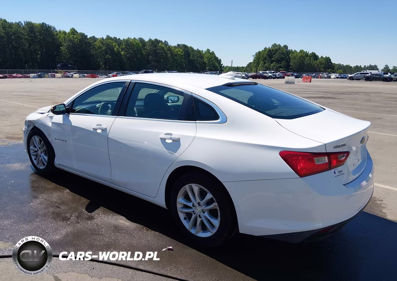 2018 Chevrolet Malibu Lt VIN:1G1ZD5ST1JF180435 - 3