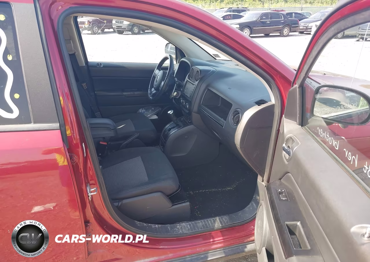 2011 Jeep Compass VIN:1J4NF1FB9BD135602 - 5