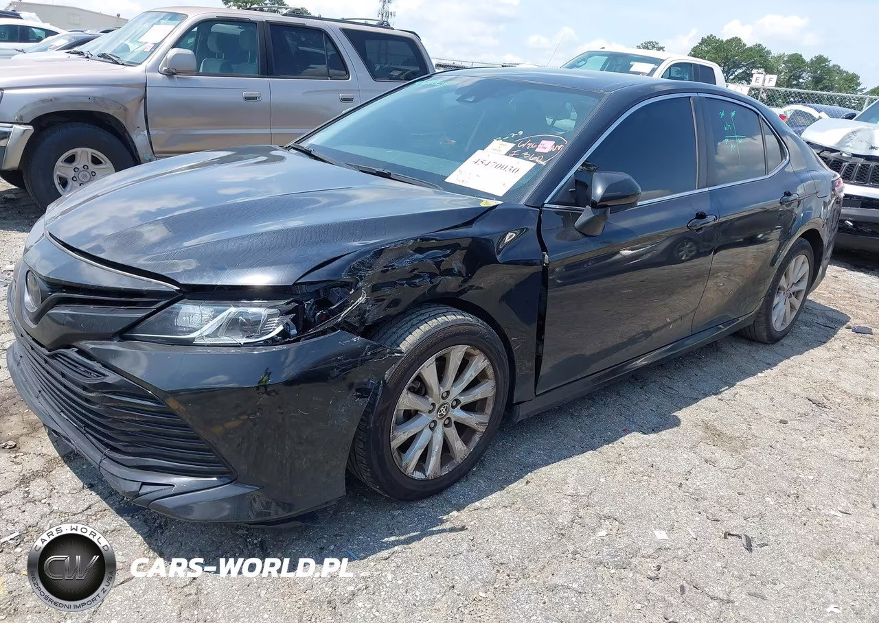 2020 Toyota Camry Le VIN:4T1C11AKXLU510851 - 6
