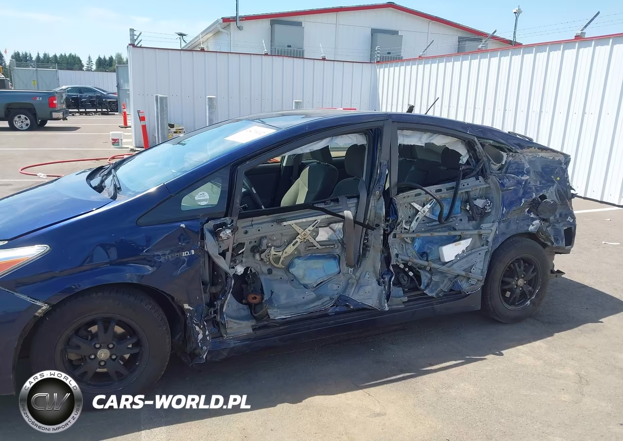 2014 Toyota Prius Two VIN:JTDKN3DU7E0391535 - 6