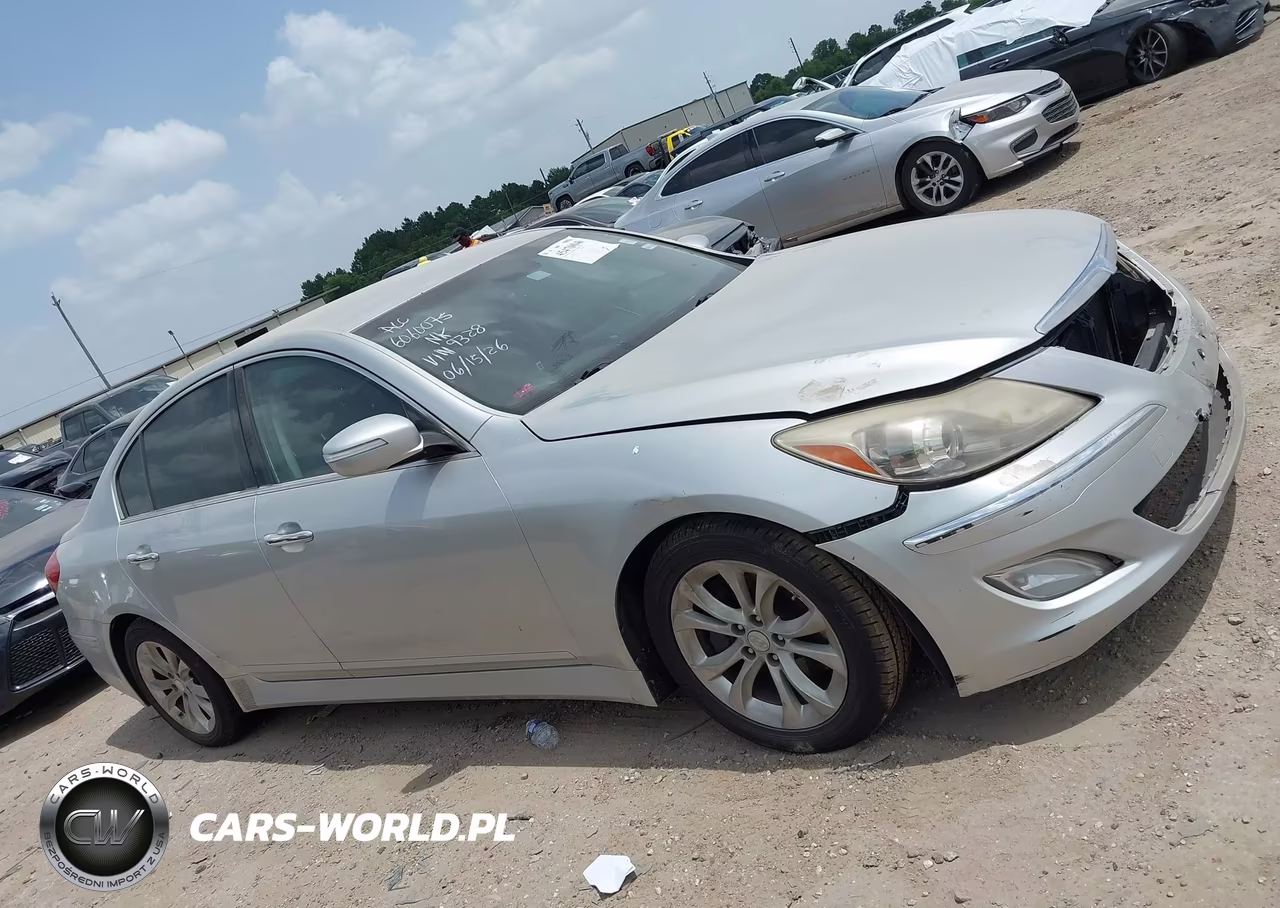 2013 Hyundai Genesis 3.8 VIN:KMHGC4DD8DU209328 - 13