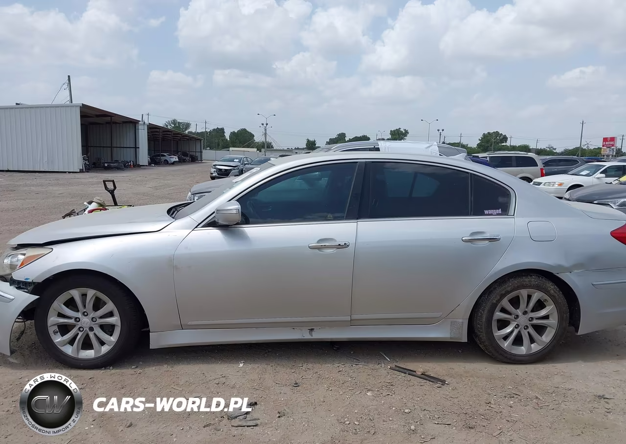 2013 Hyundai Genesis 3.8 VIN:KMHGC4DD8DU209328 - 14
