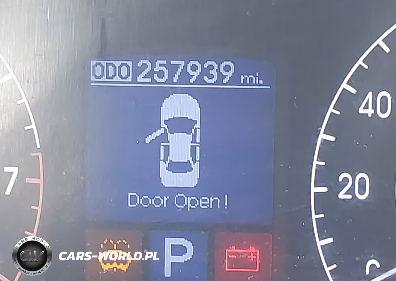 2013 Hyundai Genesis 3.8 VIN:KMHGC4DD8DU209328 - 15
