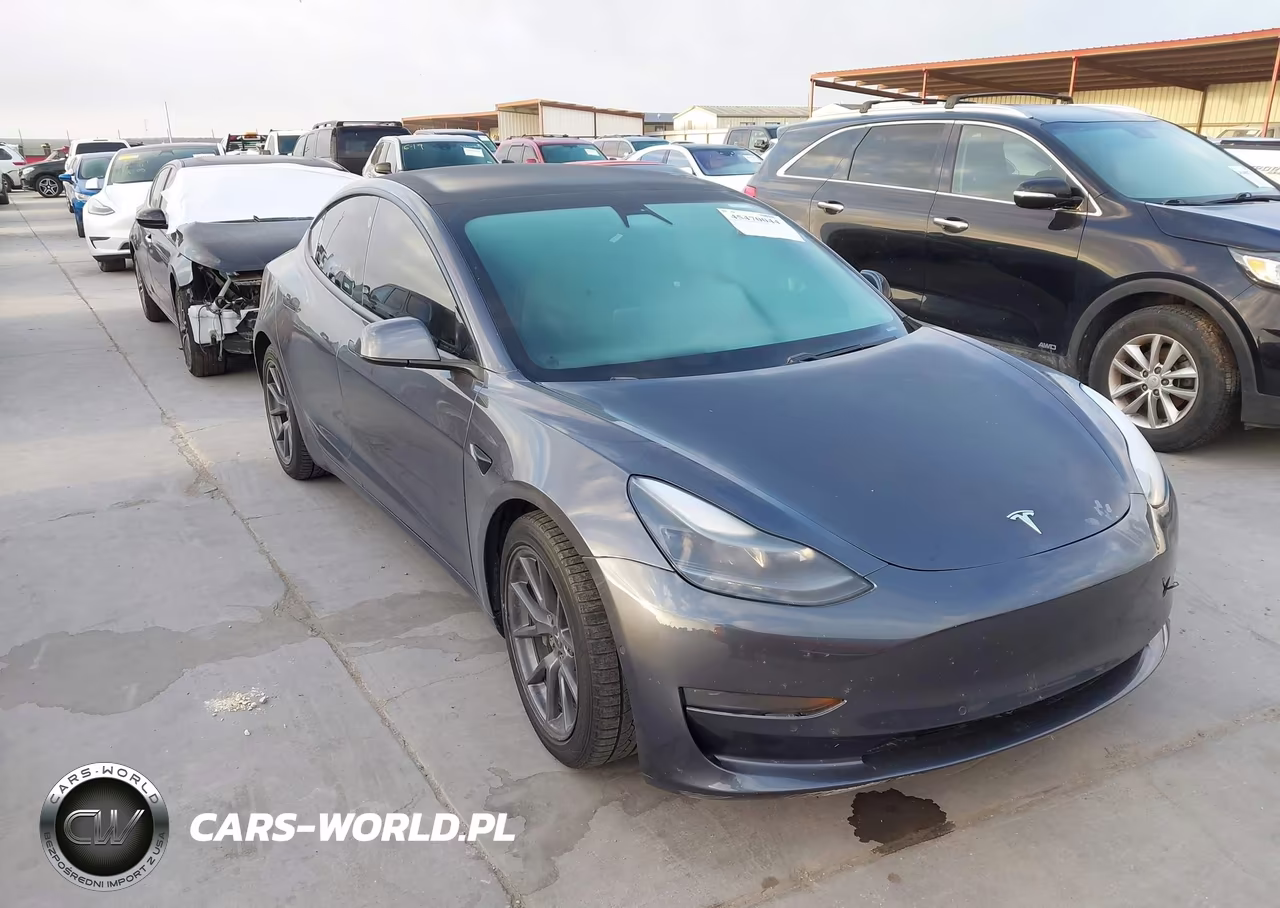 2021 Tesla Model 3 Standard Range Plus Rear-Wheel Drive – zdjęcie 1 z 18