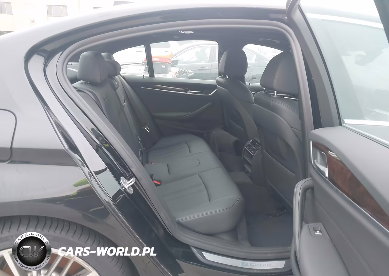 2019 BMW 530E Iperformance VIN:WBAJA9C5XKB393314 - 8