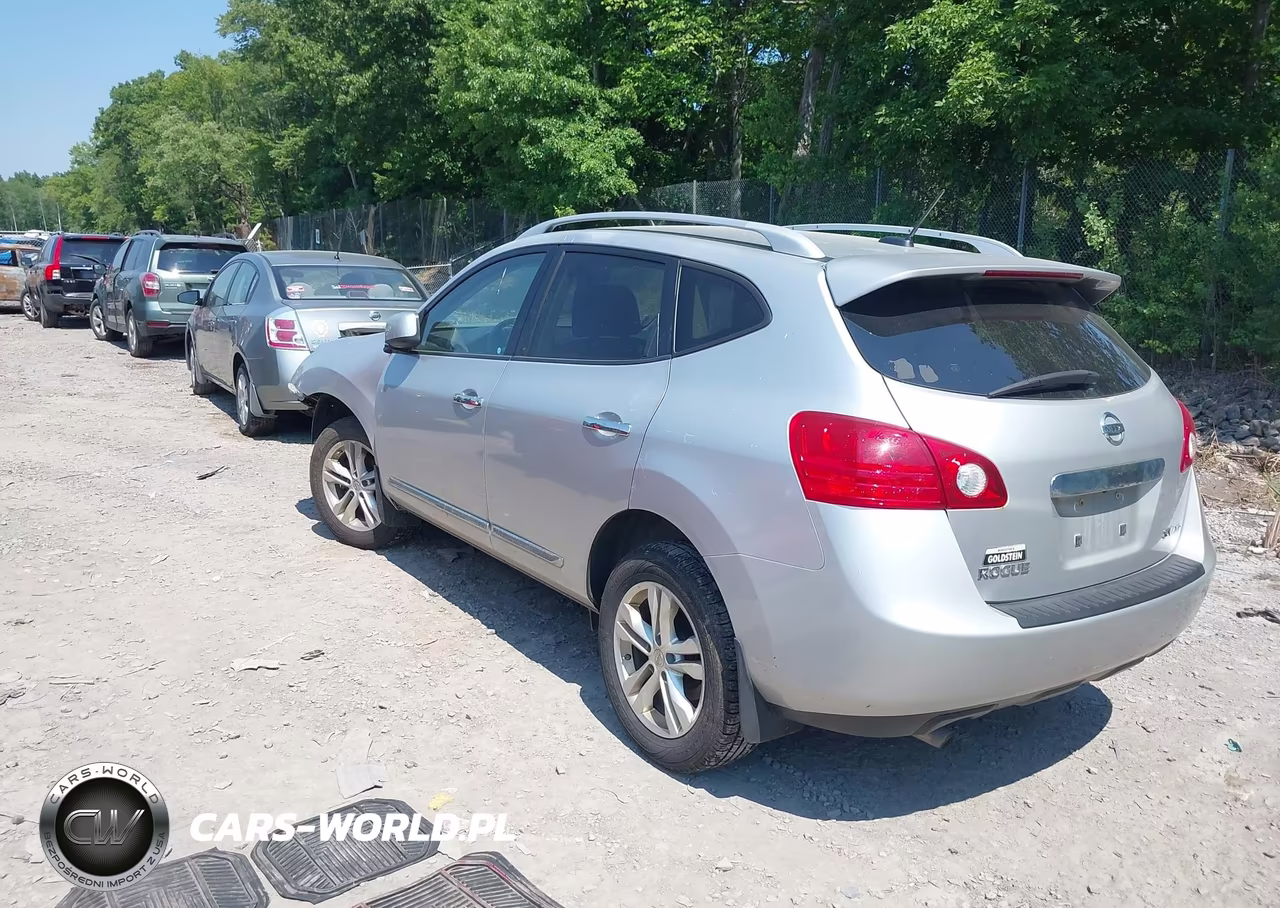 2013 Nissan Rogue Sv VIN:JN8AS5MV4DW636025 - 3