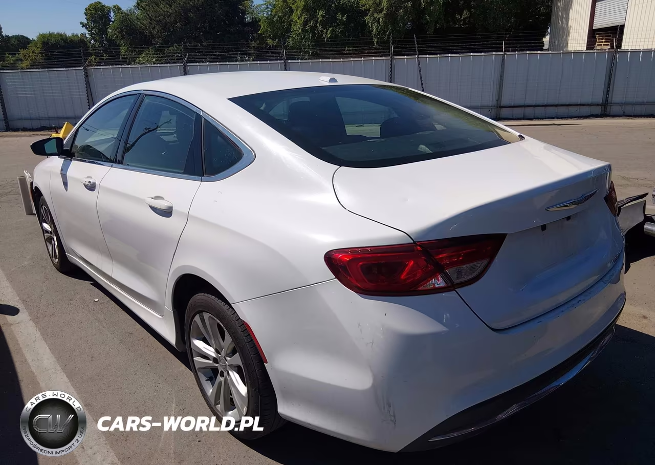 2016 Chrysler 200 Limited VIN:1C3CCCAB8GN160585 - 3