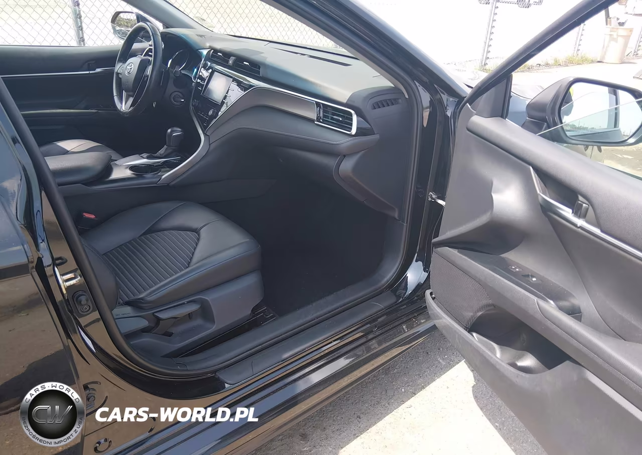 2018 Toyota Camry Se VIN:4T1B11HK7JU639869 - 5