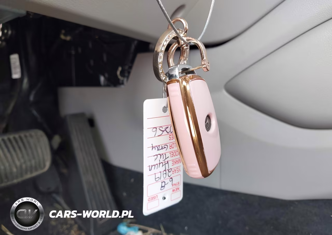 2019 Hyundai Tucson Value VIN:KM8J33A4XKU030256 - 11