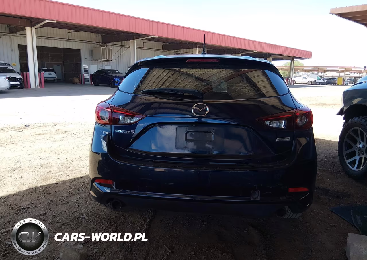 2018 Mazda Mazda3 Sport VIN:3MZBN1K71JM210645 - 15