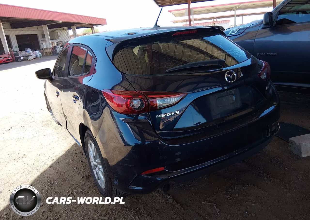 2018 Mazda Mazda3 Sport VIN:3MZBN1K71JM210645 - 3