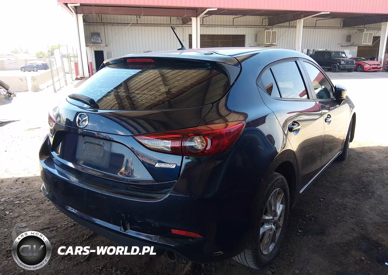 2018 Mazda Mazda3 Sport VIN:3MZBN1K71JM210645 - 4