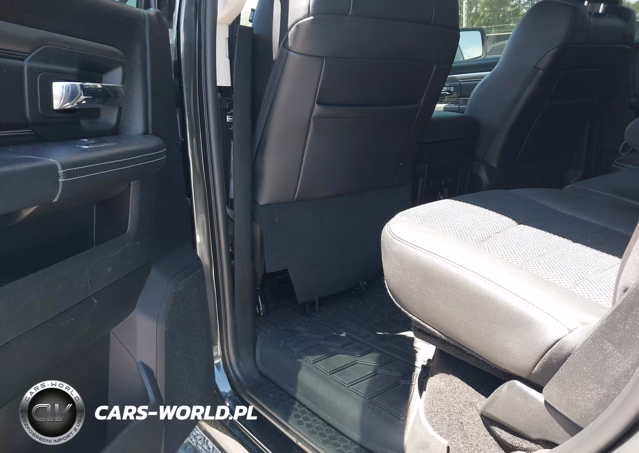 2018 Ram 1500 Sport 4X2 5'7 Box VIN:1C6RR6MT1JS123565 - 8