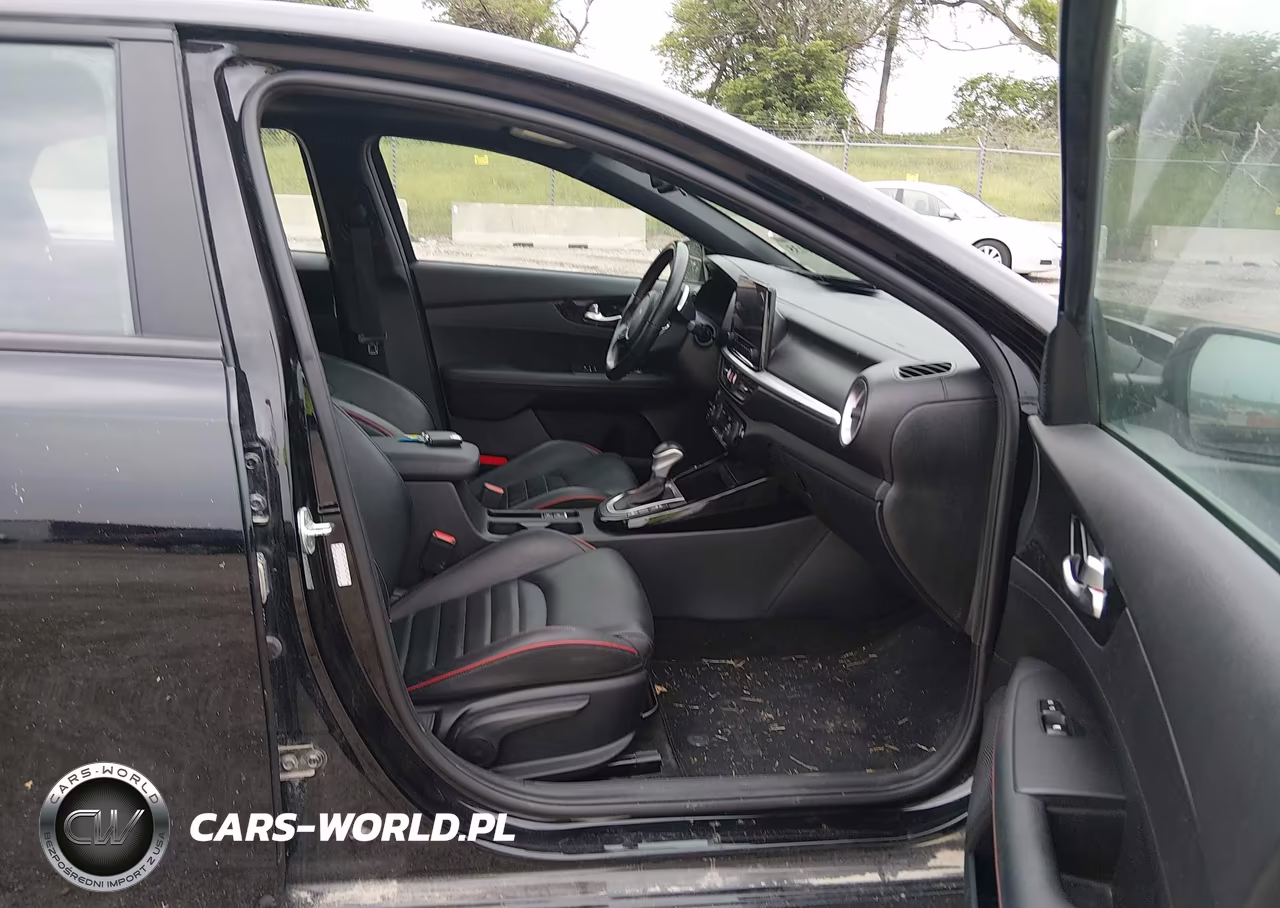 2022 Kia Forte Gt VIN:3KPF44AC6NE501052 - 5