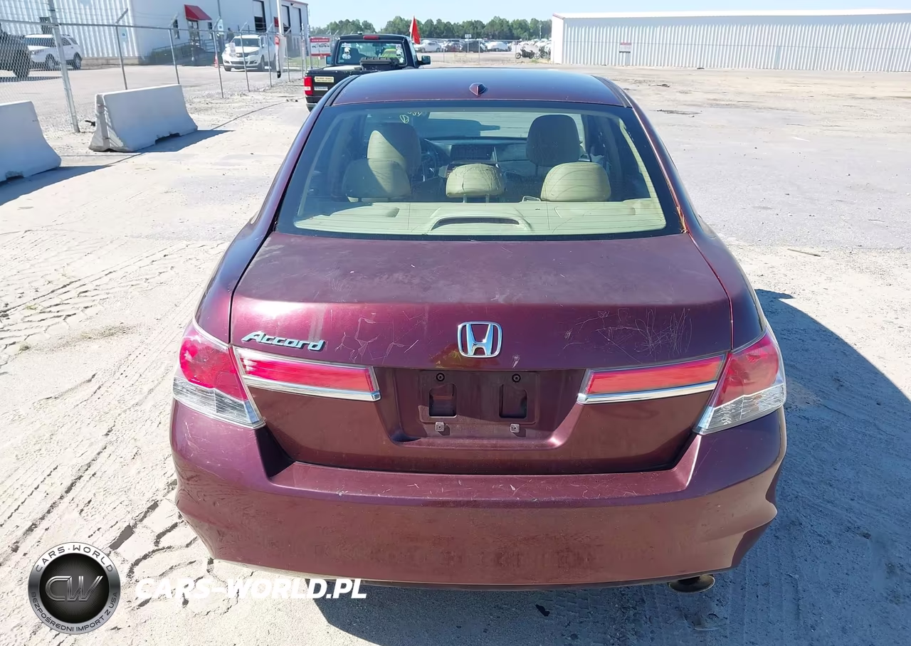 HONDA ACCORD VIN:1HGCP2F86BA060185 - 16