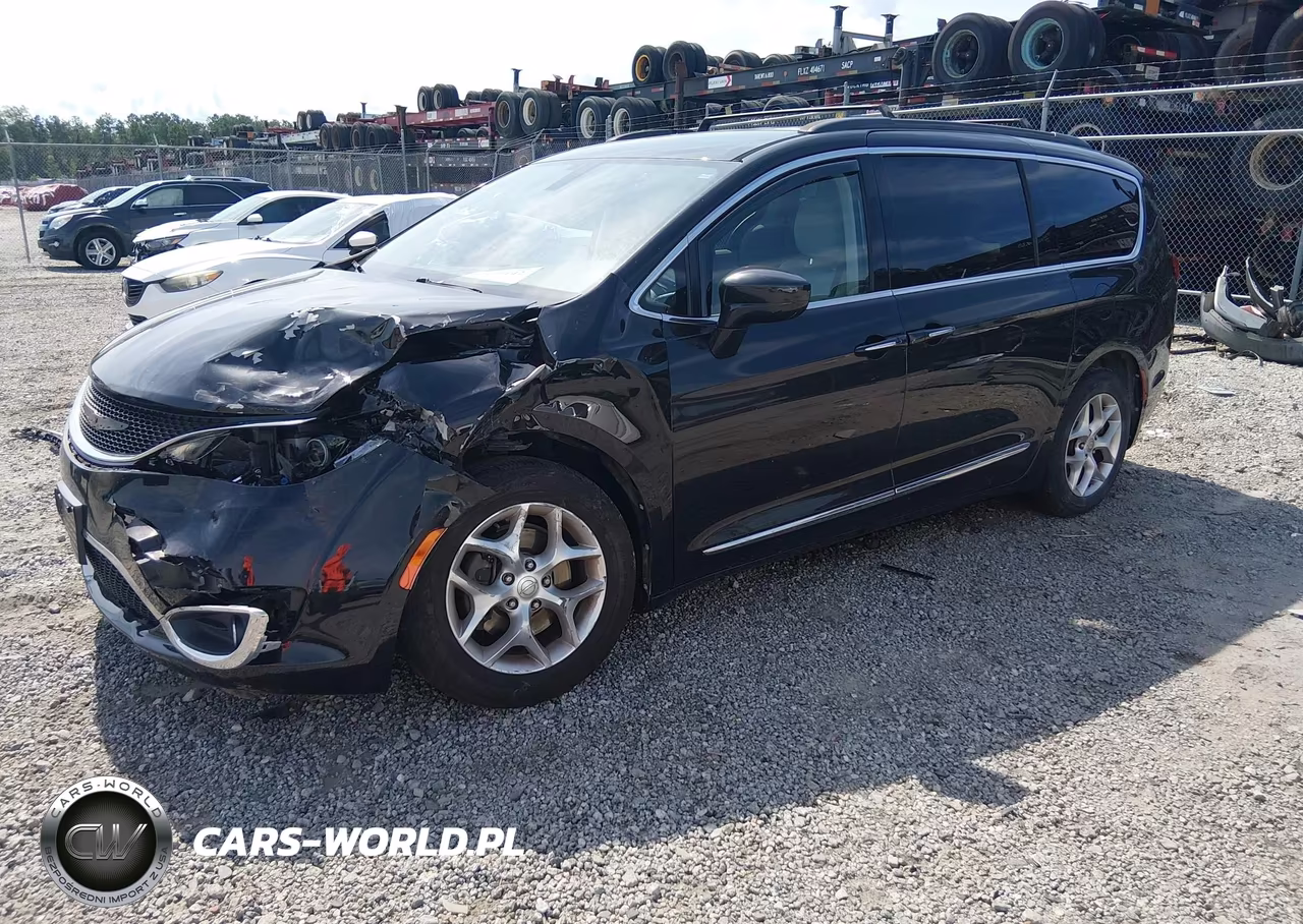 2017 Chrysler Pacifica Touring-L VIN:2C4RC1BG1HR503634 - 2