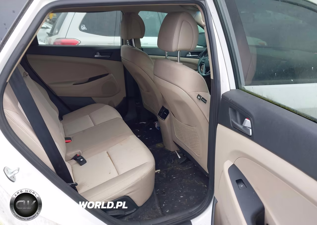 2017 Hyundai Tucson Sport VIN:KM8J33A2XHU386486 - 8