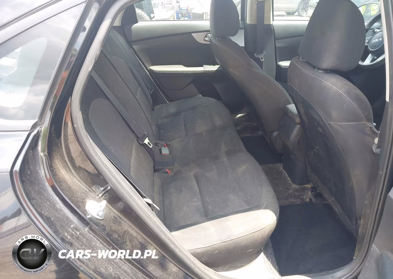 2024 Kia Forte Lxs VIN:3KPF24AD8RE826547 - 8
