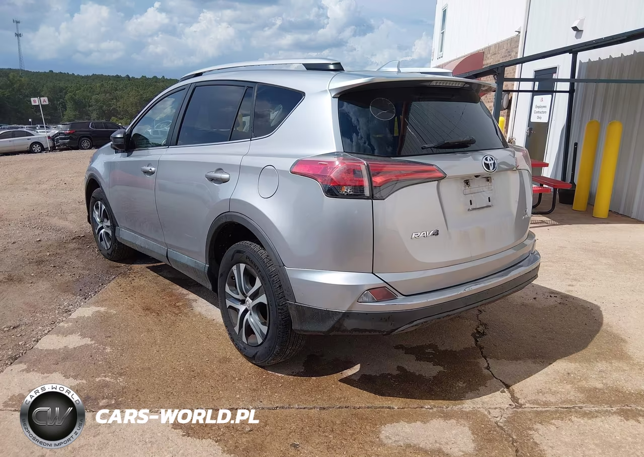 2016 Toyota Rav4 Le VIN:2T3BFREV2GW481455 - 3