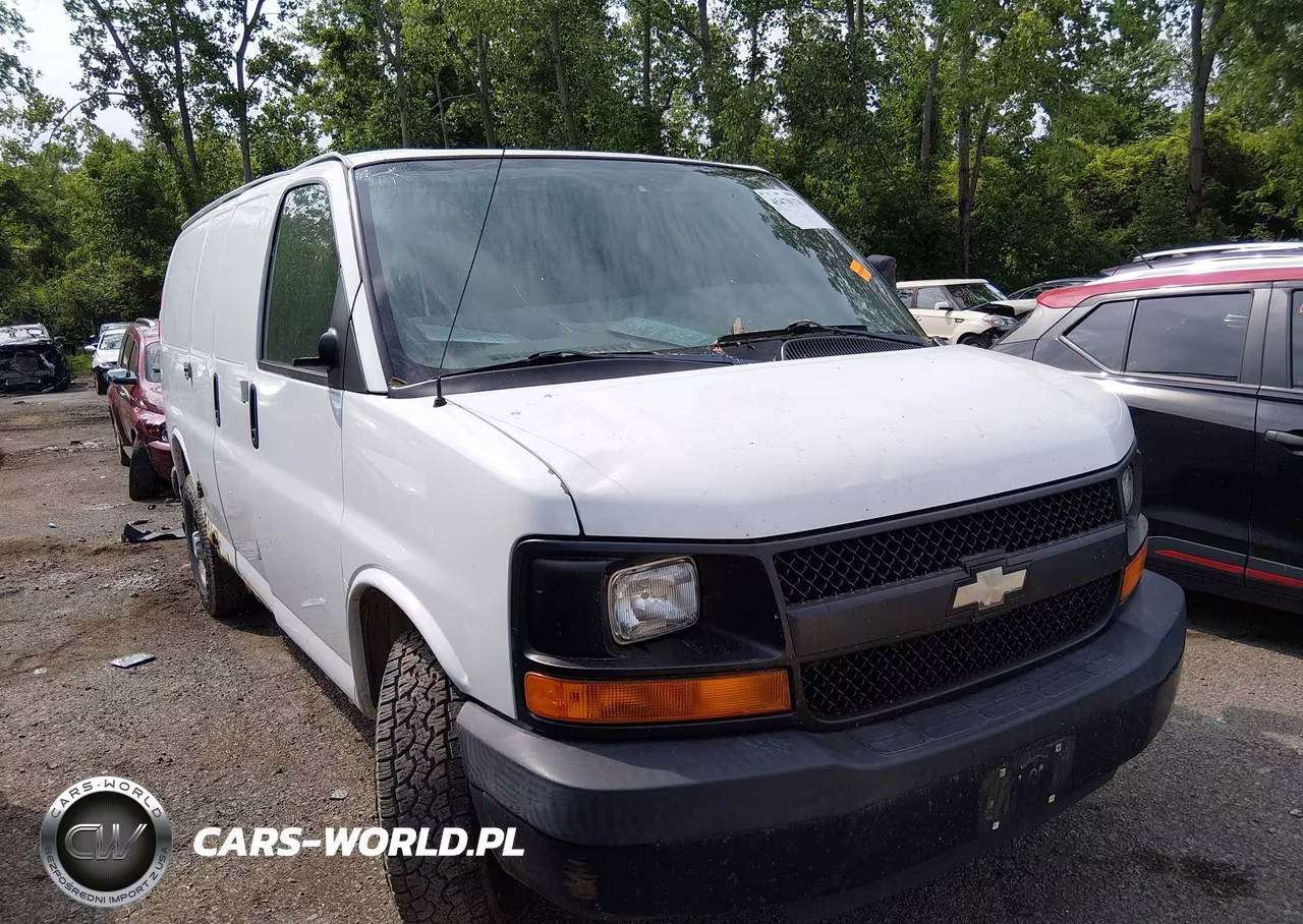2009 Chevrolet Express Work Van