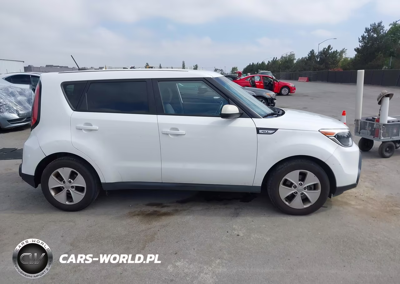 2015 Kia Soul VIN:KNDJN2A22F7186061 - 13