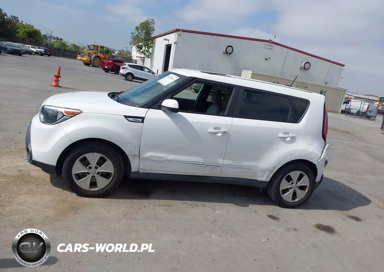 2015 Kia Soul VIN:KNDJN2A22F7186061 - 14
