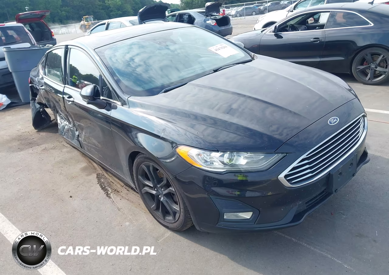 2019 Ford Fusion Se – zdjęcie 1 z 17